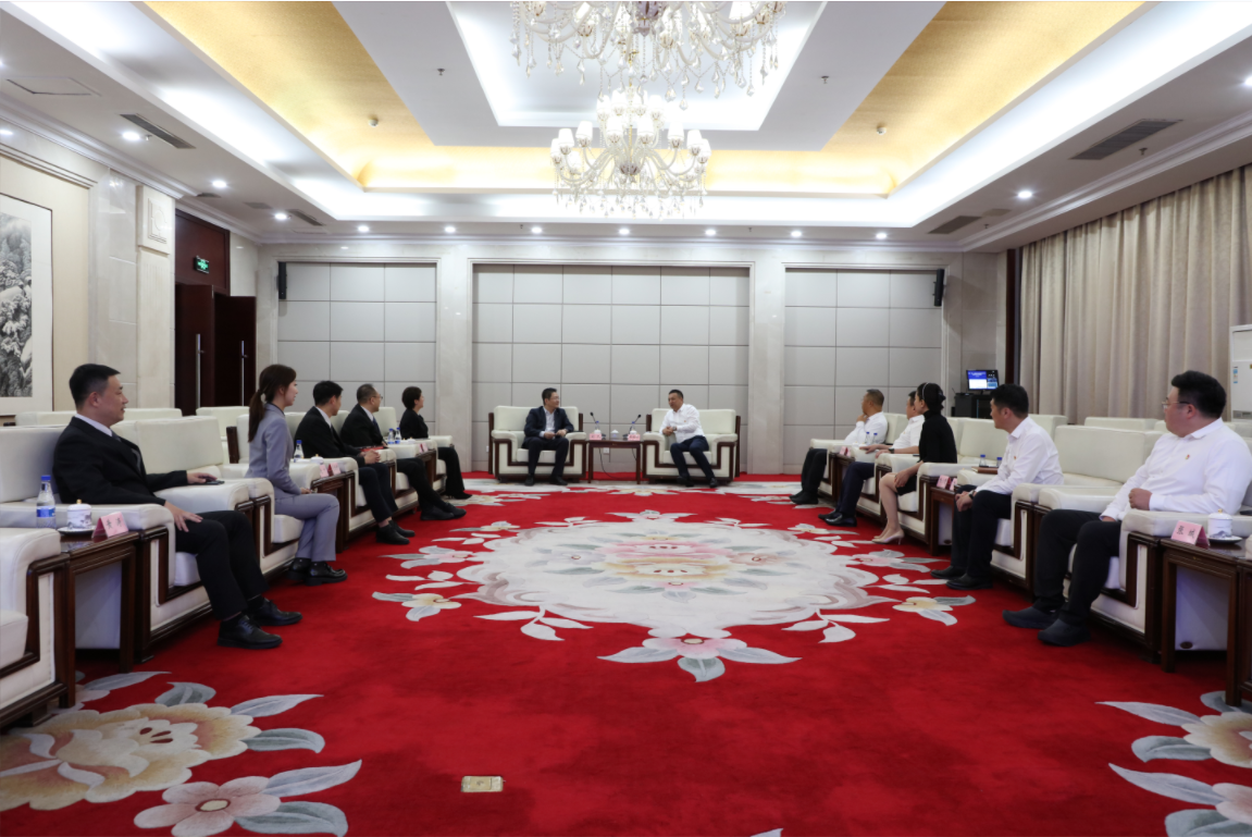 鞍勤、温泉、公服集团与招商银行签订战略合作协议！银企合作谱新篇